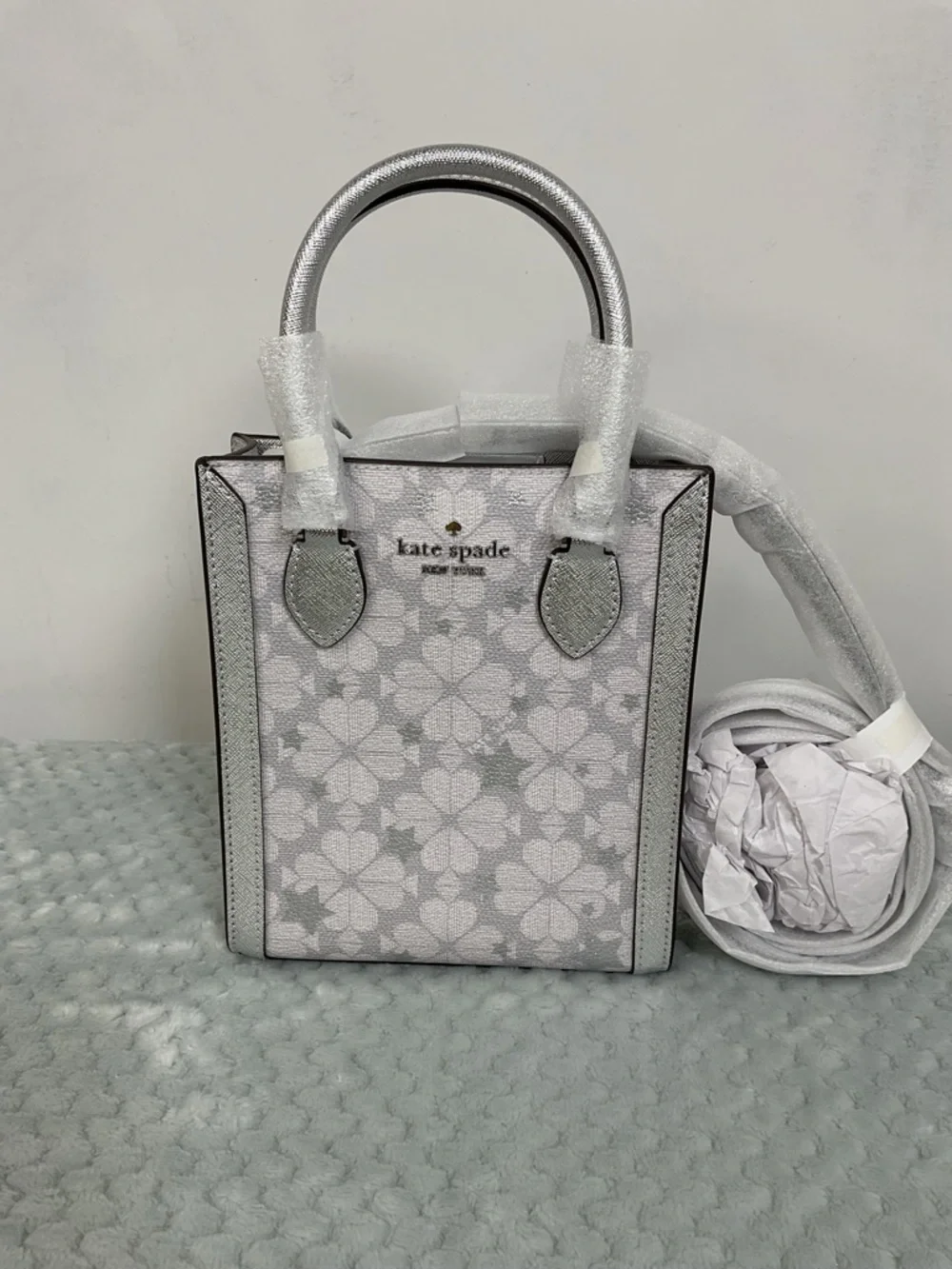 Kate Spade Platinum Grey Flower Star Toss Small Tote Bag NWT